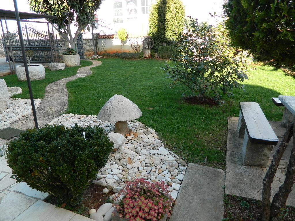Apartmani Villa Otilija Poreč Eksteriør billede